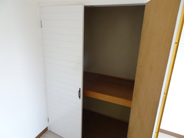 熊本市中央区弥生町のアパートの収納