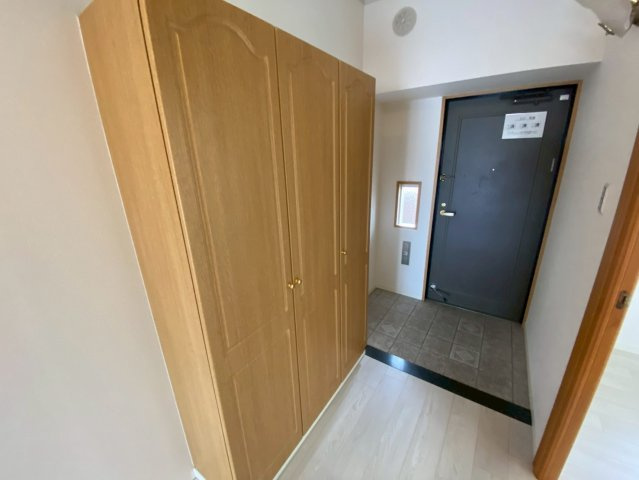 スペクトル尾張瀬戸の玄関|大容量シューズボックス付き