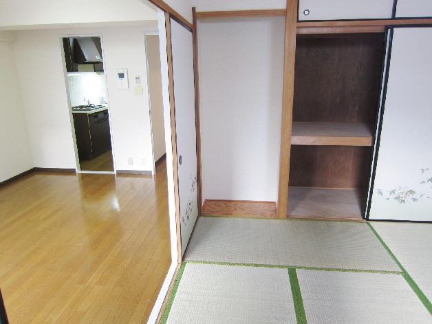 モンシャトー川口のセキュリティ|別号室の参考写真です。