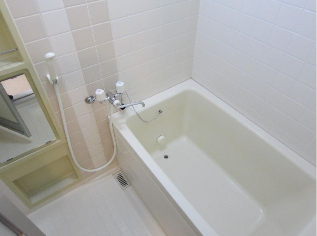 モンシャトー川口の浴室|別号室の参考写真です。