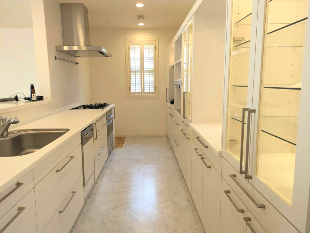 宝塚市宝梅１丁目　戸建のキッチン|キッチンでお料理をお楽しみください