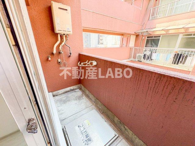 青風ハイツのバルコニー