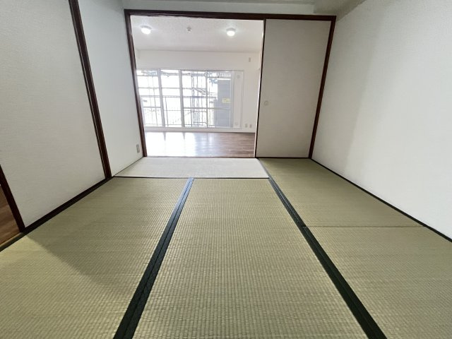 藤和さやまハイタウンの和室