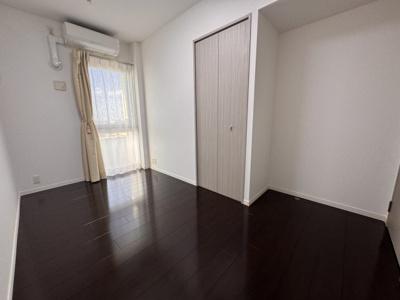 【洋室】 | 小倉D.C.TOWER