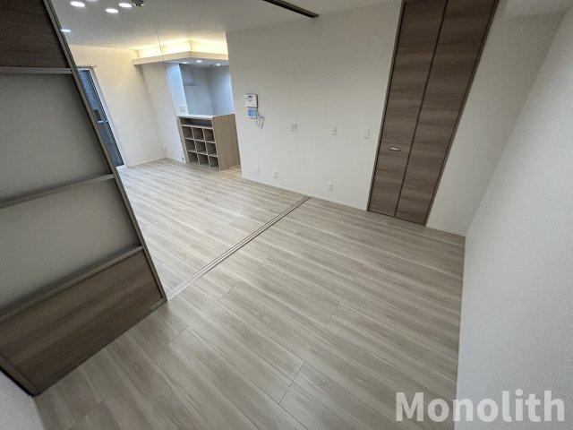 パサログランデ上野芝 の洋室