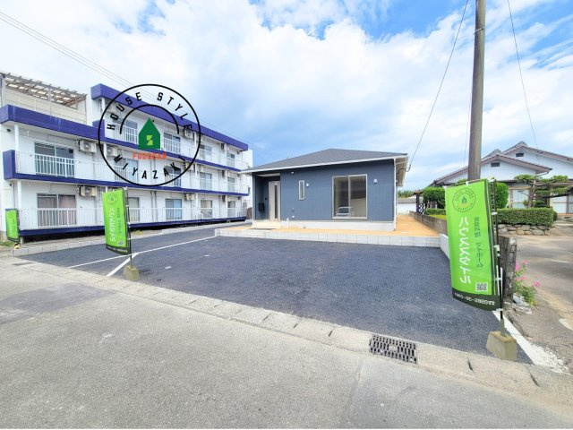 宮崎市熊野第4-2棟（2号棟）の前面道路含む現地写真|見学の時間などお気軽にお問い合わせ下さい。