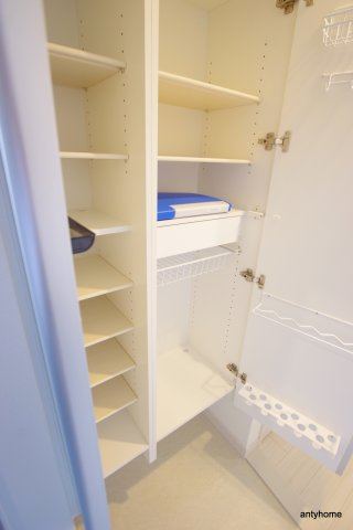 ライブカーサ本町　仲介手数料無料の玄関