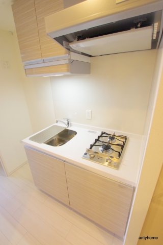 ライブカーサ本町　仲介手数料無料のキッチン