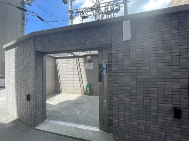 エイルマンション上荒田Ⅲグランシスのその他共用部分|敷地内ゴミ置き場の様子です