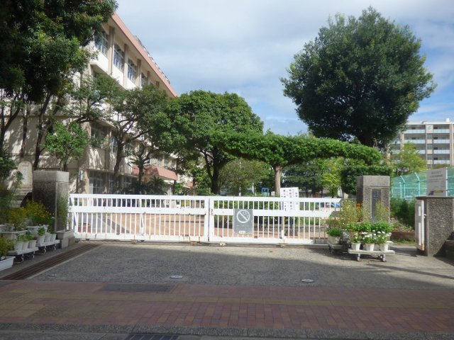 エイルマンション上荒田Ⅲグランシスの周辺|「鹿児島市立中州小学校」まで徒歩約4分です