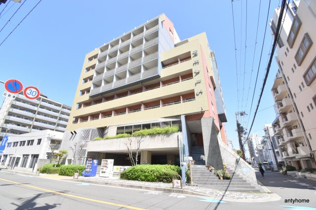 ミールズ江坂　仲介手数料無料の外観