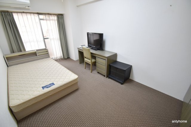 ミールズ江坂　仲介手数料無料の居間・リビング