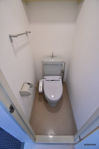 ミールズ江坂　仲介手数料無料のトイレ