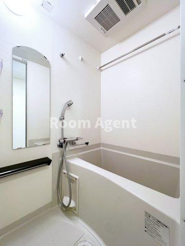 プレサンス桜通ザ・タイムズの浴室