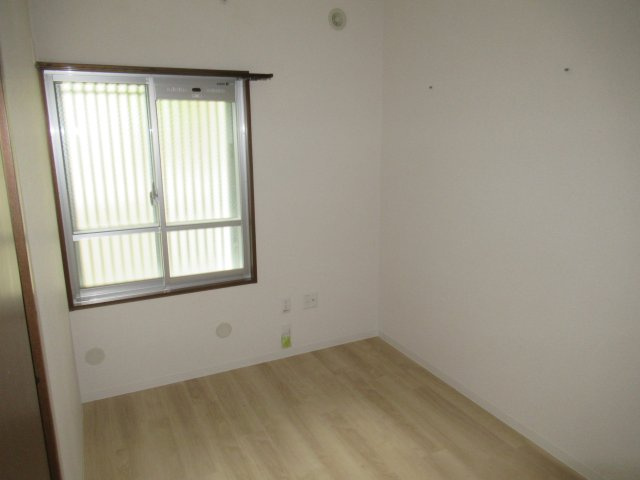 フレール兵庫浜崎通３ＬＤＫの洋室|スタンダードな洋室です