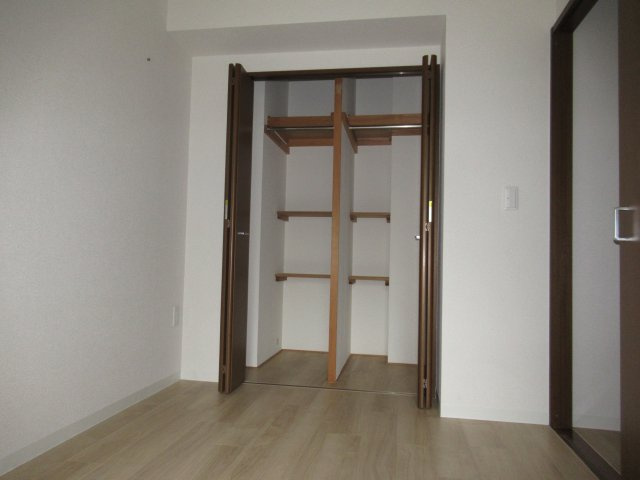 フレール兵庫浜崎通３ＬＤＫの収納|便利な収納スペースです