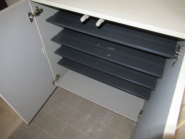 フレール兵庫浜崎通３ＬＤＫの玄関|シューズボックスがあります