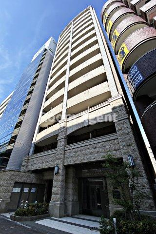 プレサンス桜通グレイスの外観