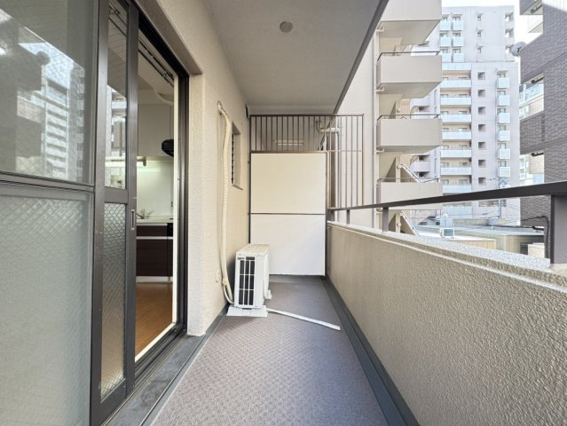 ヴェルドール六甲道のバルコニー