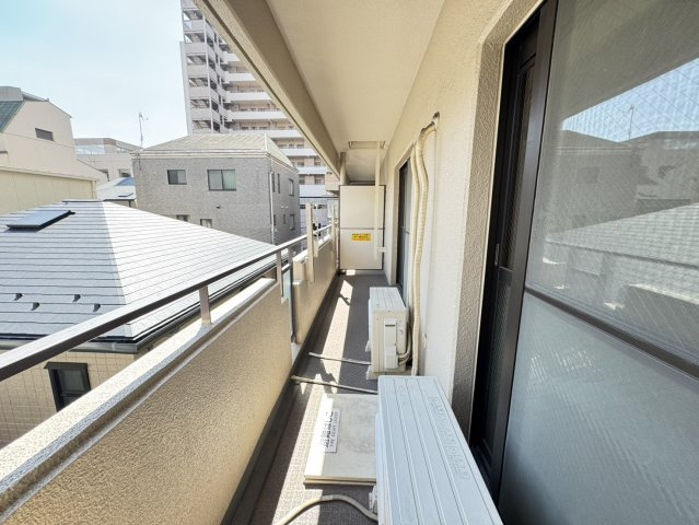 ヴェルドール六甲道のバルコニー