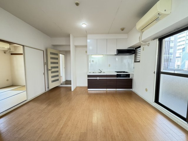 ヴェルドール六甲道の居間・リビング