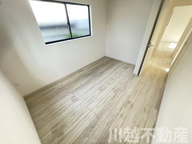 徒歩５分圏内にスーパーがあってお買い物便利の洋室|川越市の不動産は川越不動産にお任せください