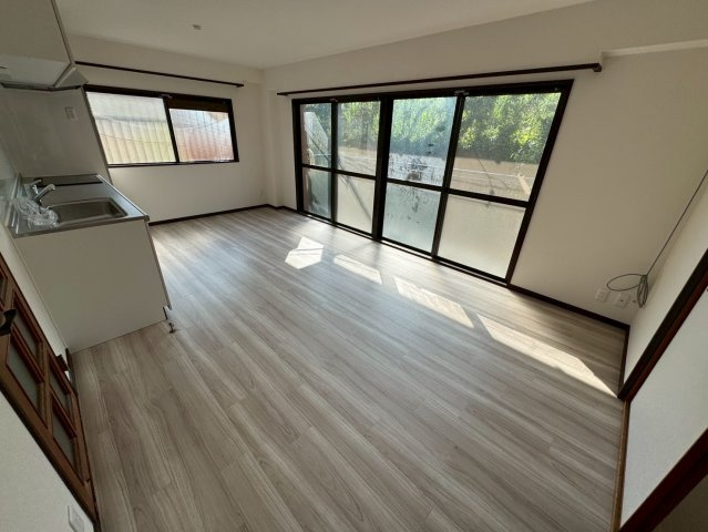 アゼリアコートの居間・リビング