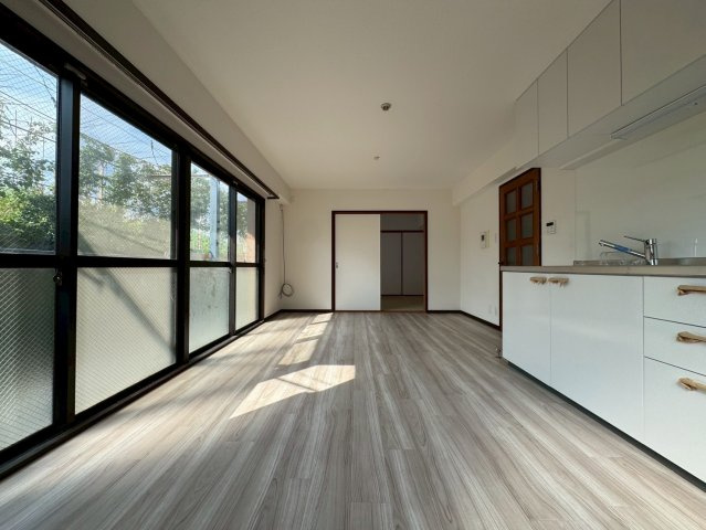 アゼリアコートの居間・リビング