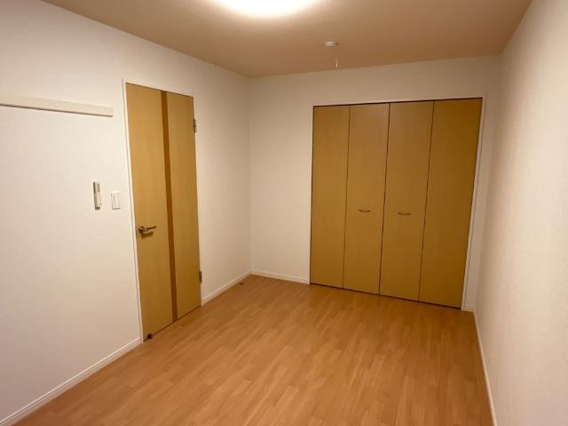 アルファスの寝室|寝室