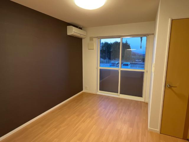 アルファスの内装|リビング