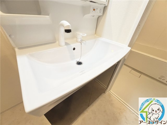 フロリバンダの洗面所