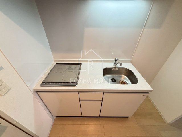 ファーストフィオーレ心斎橋イーストのキッチン