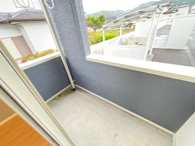 サン　ガーデン　Ａのバルコニー|ベランダ