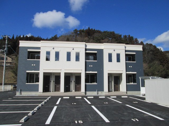 サン　ガーデン　Ａの外観|外観写真（昼）