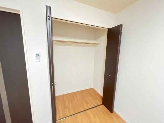 サン　ガーデン　Ａの収納|クローゼット