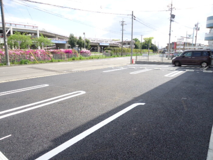 六軒屋シティパレスの駐車場