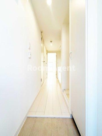 リブリ・砂田橋の玄関