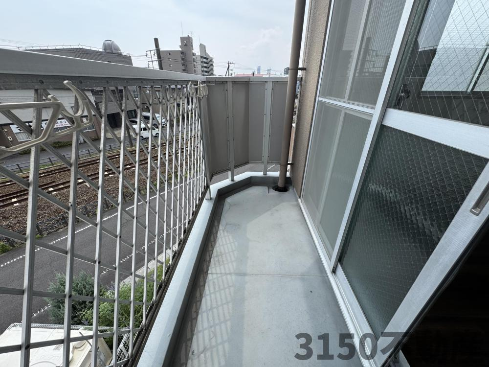 エクセランス岐阜西のバルコニー