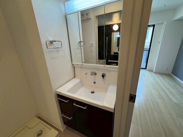 コンテ石橋の独立洗面台