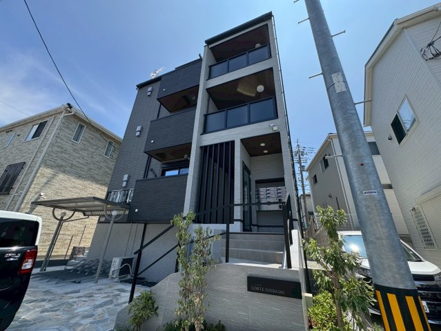 コンテ石橋の外観