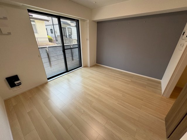 コンテ石橋の居間・リビング