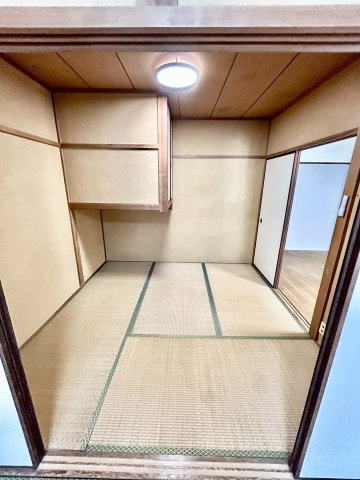 城山町3丁目テラスハウスの和室
