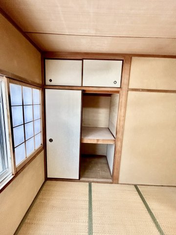 城山町3丁目テラスハウスの収納