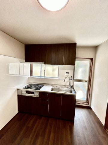 城山町3丁目テラスハウスのキッチン