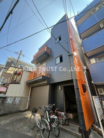CONRAD梅田の外観|おしゃれな外観です