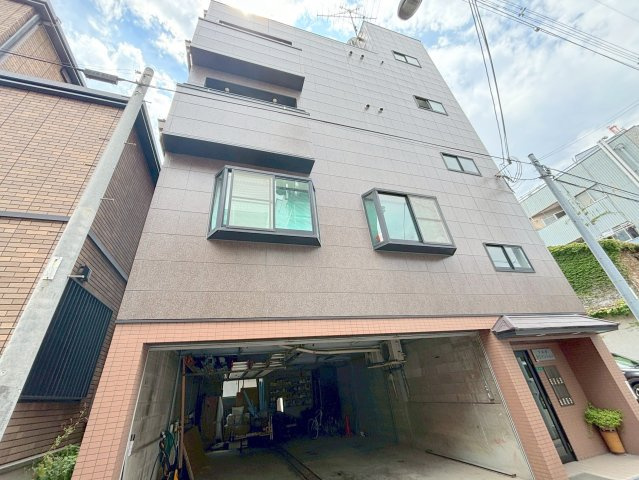 ツルギ第2マンションの外観