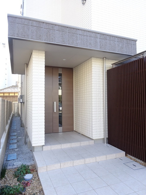 Ｃａｍｉｎｏ　ｄｅｌ　ｖｉｅｎｔｏのエントランス