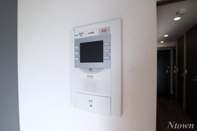 【セキュリティ】 | プレサンス新栄リベラ | モニター付きインターホンです