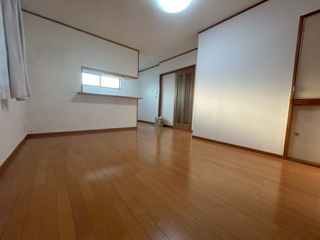 富津市青木３丁目　中古戸建の居間・リビング|１階