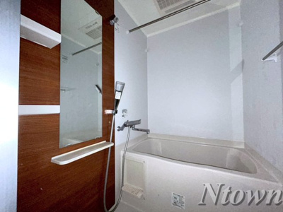 【ロビー】 | プレサンス錦ラウム | 落ち着いたロビーです